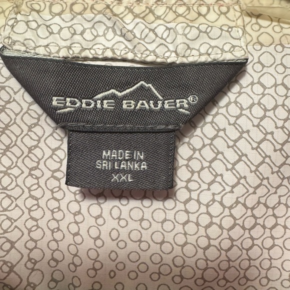 Eddie Bauer Women's Vibrant Red Rain Jacket - Picture 2 of 5